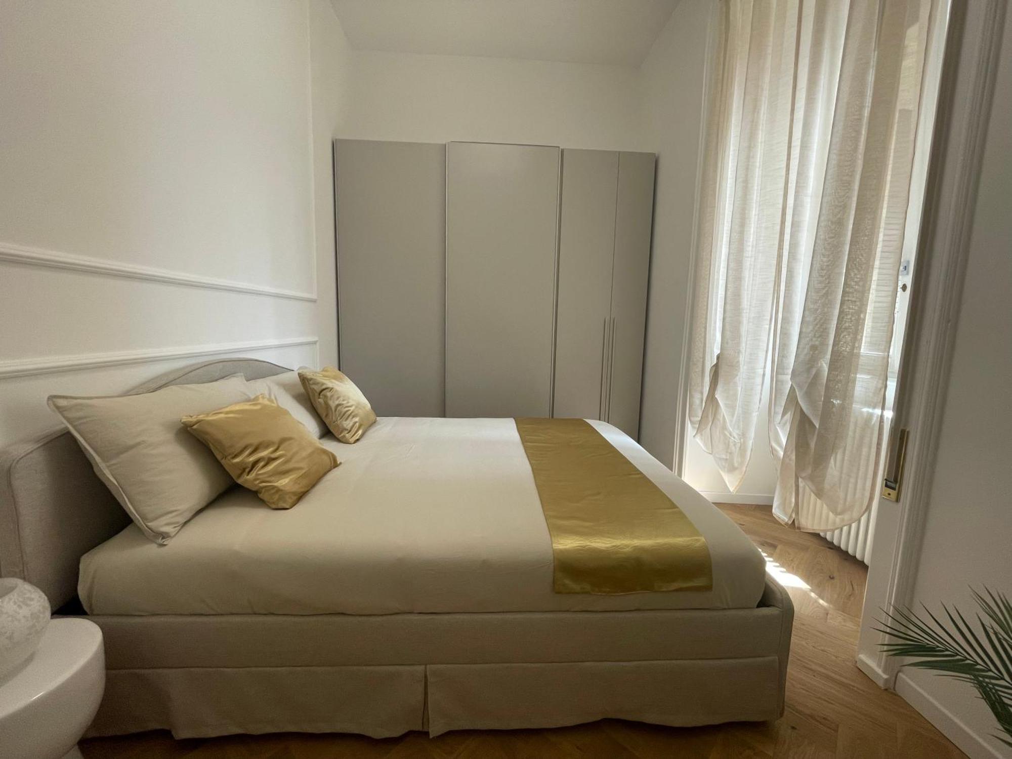 R&R Urban Chic Apartment แบร์กาโม ภายนอก รูปภาพ