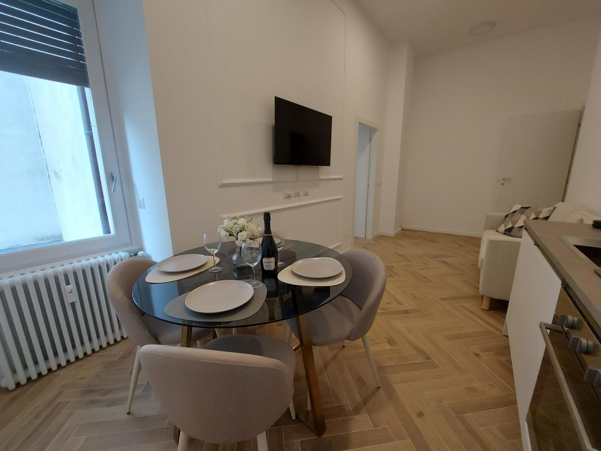 R&R Urban Chic Apartment แบร์กาโม ภายนอก รูปภาพ