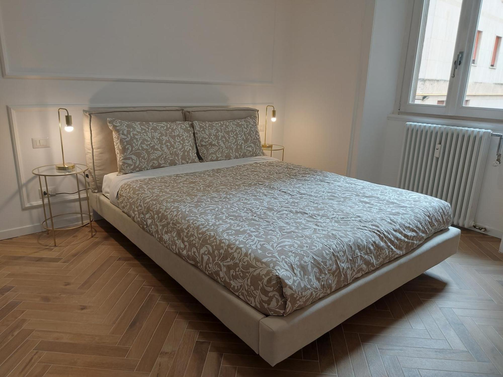 R&R Urban Chic Apartment แบร์กาโม ภายนอก รูปภาพ