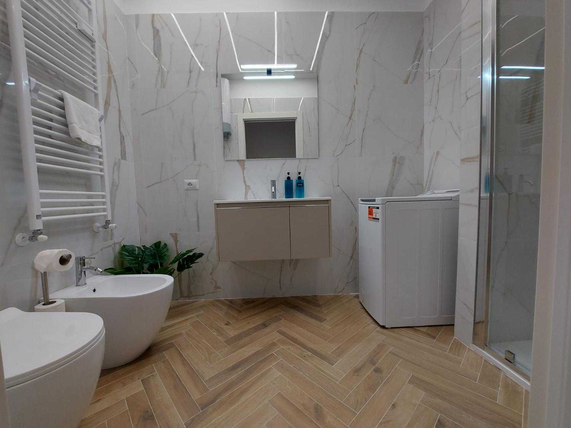 R&R Urban Chic Apartment แบร์กาโม ภายนอก รูปภาพ